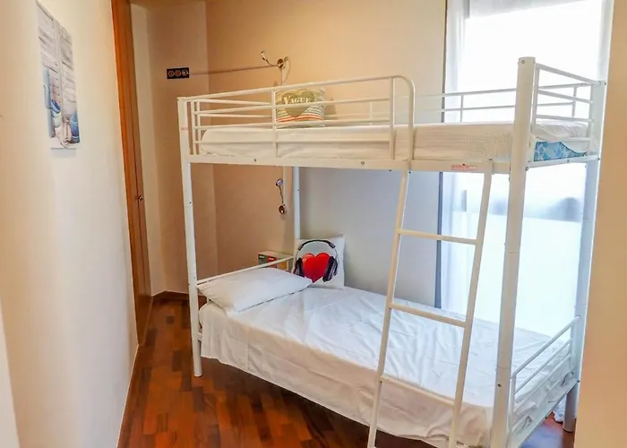 Seaside April By Hello Homes Σίτζες